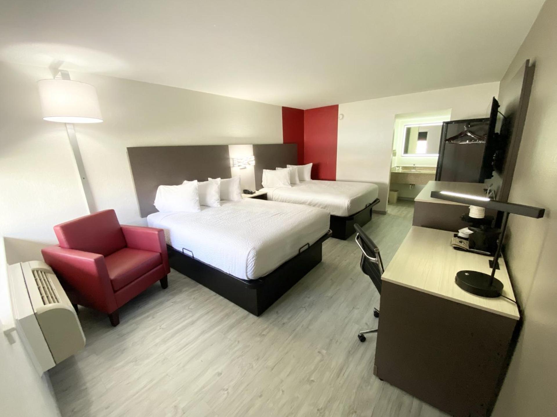 Ramada By Wyndham Tuscaloosa Hotel Exterior foto
